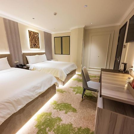 Phuoc Hung 3 Hotel Vĩnh Long Екстериор снимка