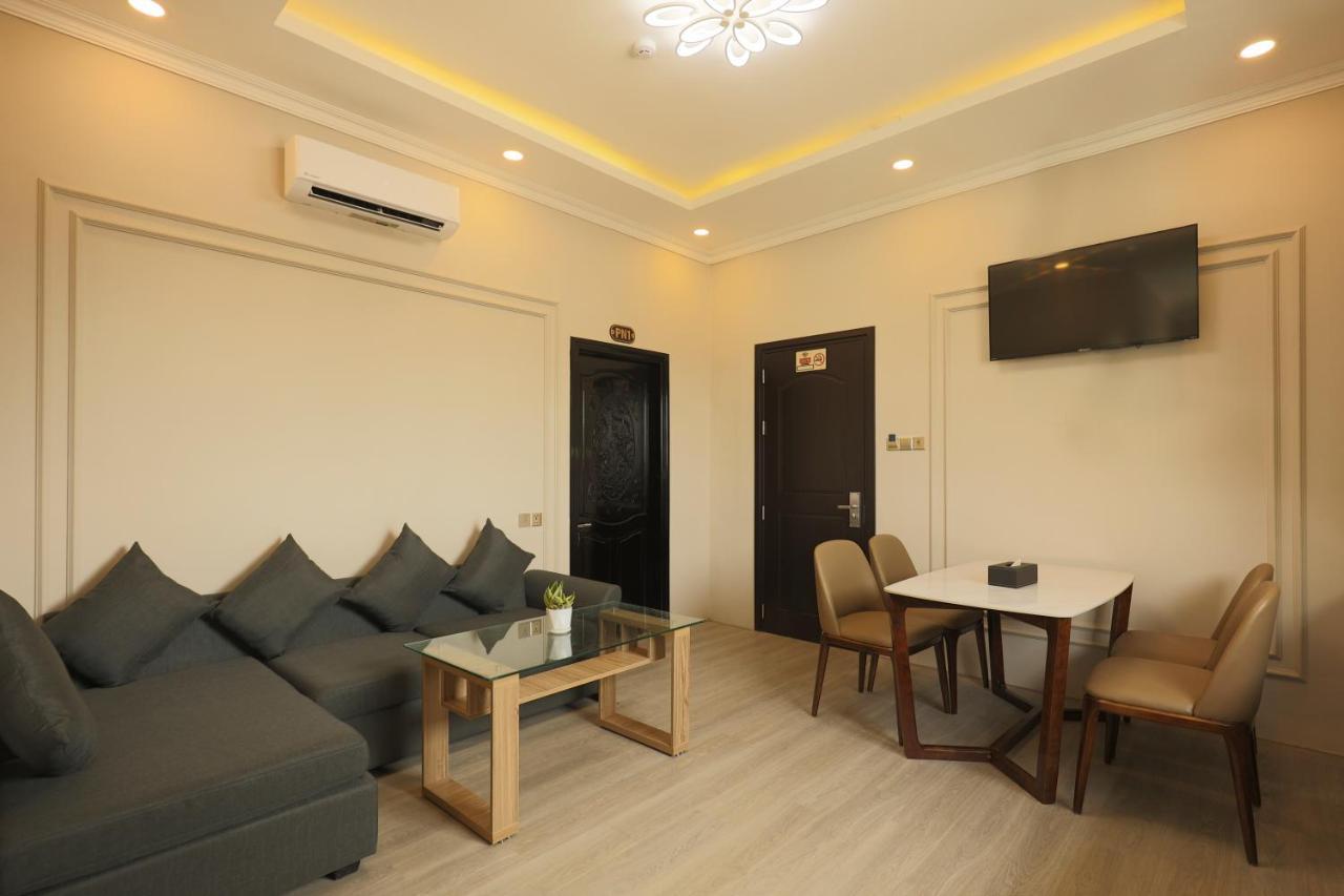 Phuoc Hung 3 Hotel Vĩnh Long Екстериор снимка