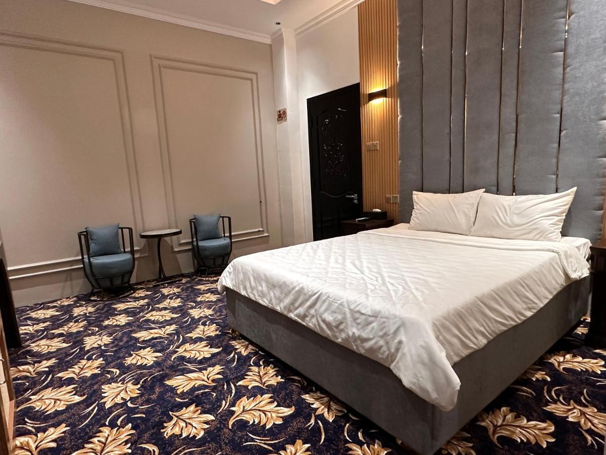 Phuoc Hung 3 Hotel Vĩnh Long Екстериор снимка