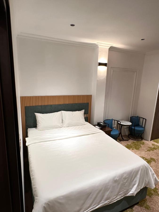 Phuoc Hung 3 Hotel Vĩnh Long Екстериор снимка