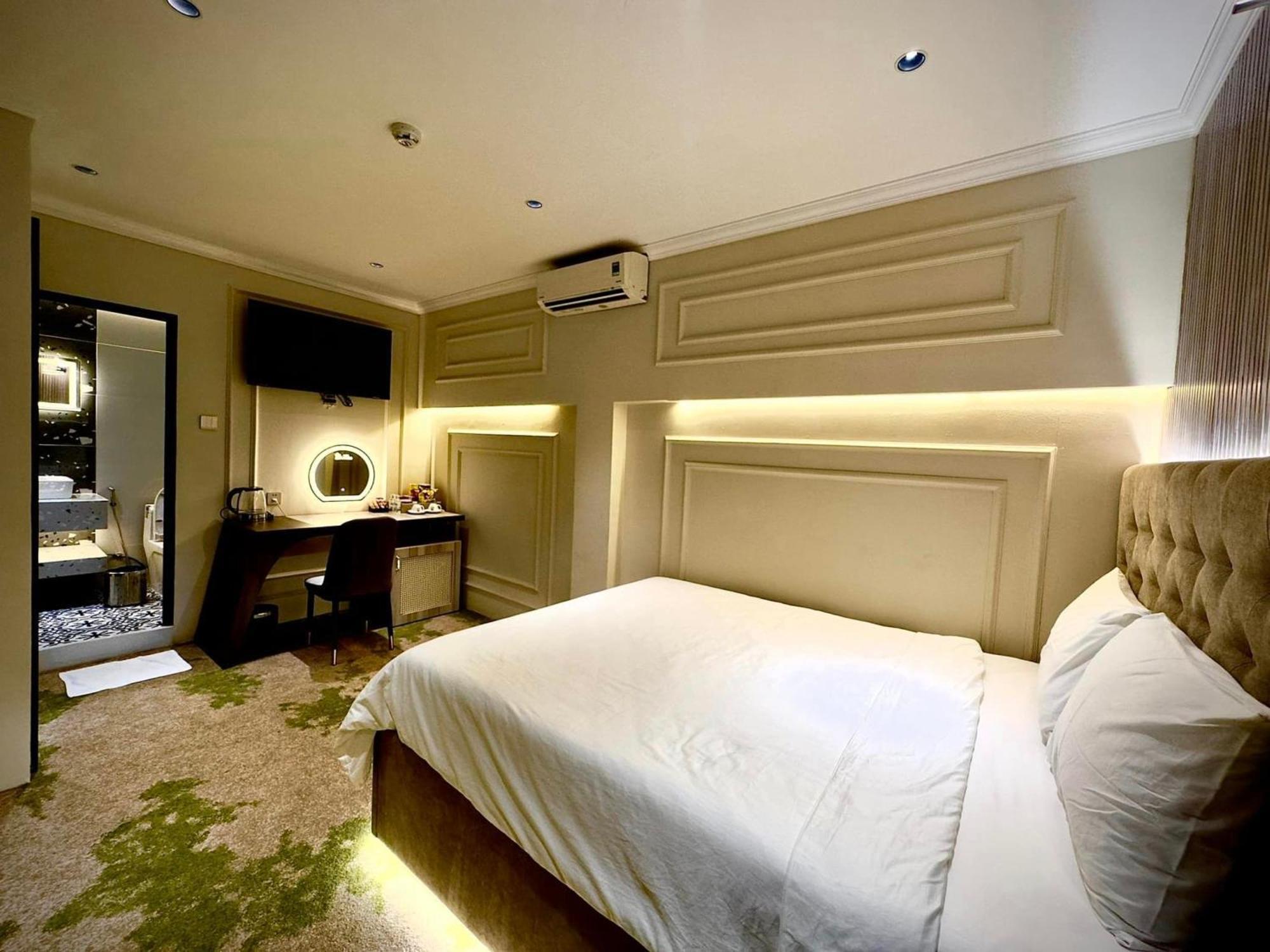 Phuoc Hung 3 Hotel Vĩnh Long Екстериор снимка
