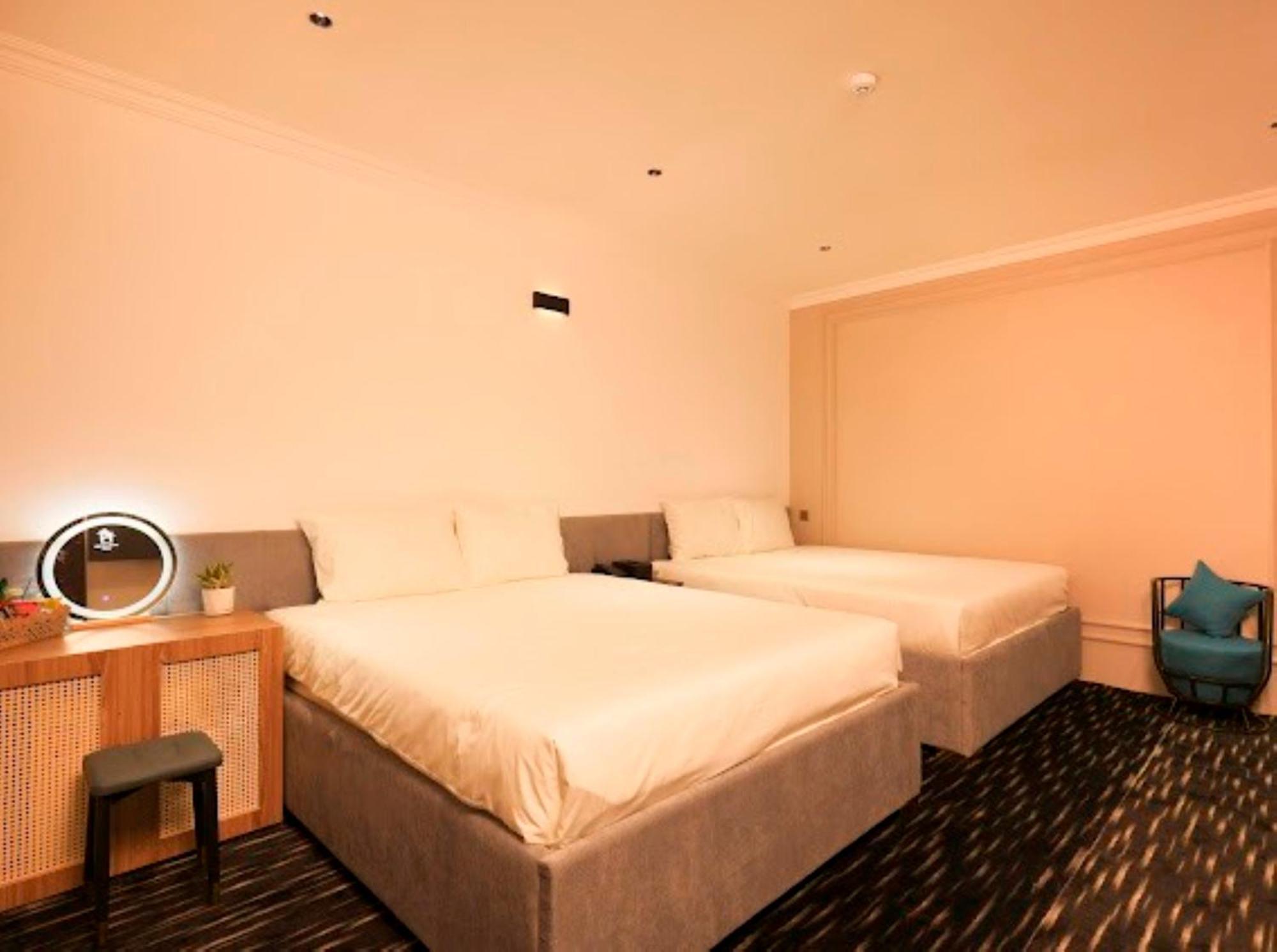Phuoc Hung 3 Hotel Vĩnh Long Екстериор снимка