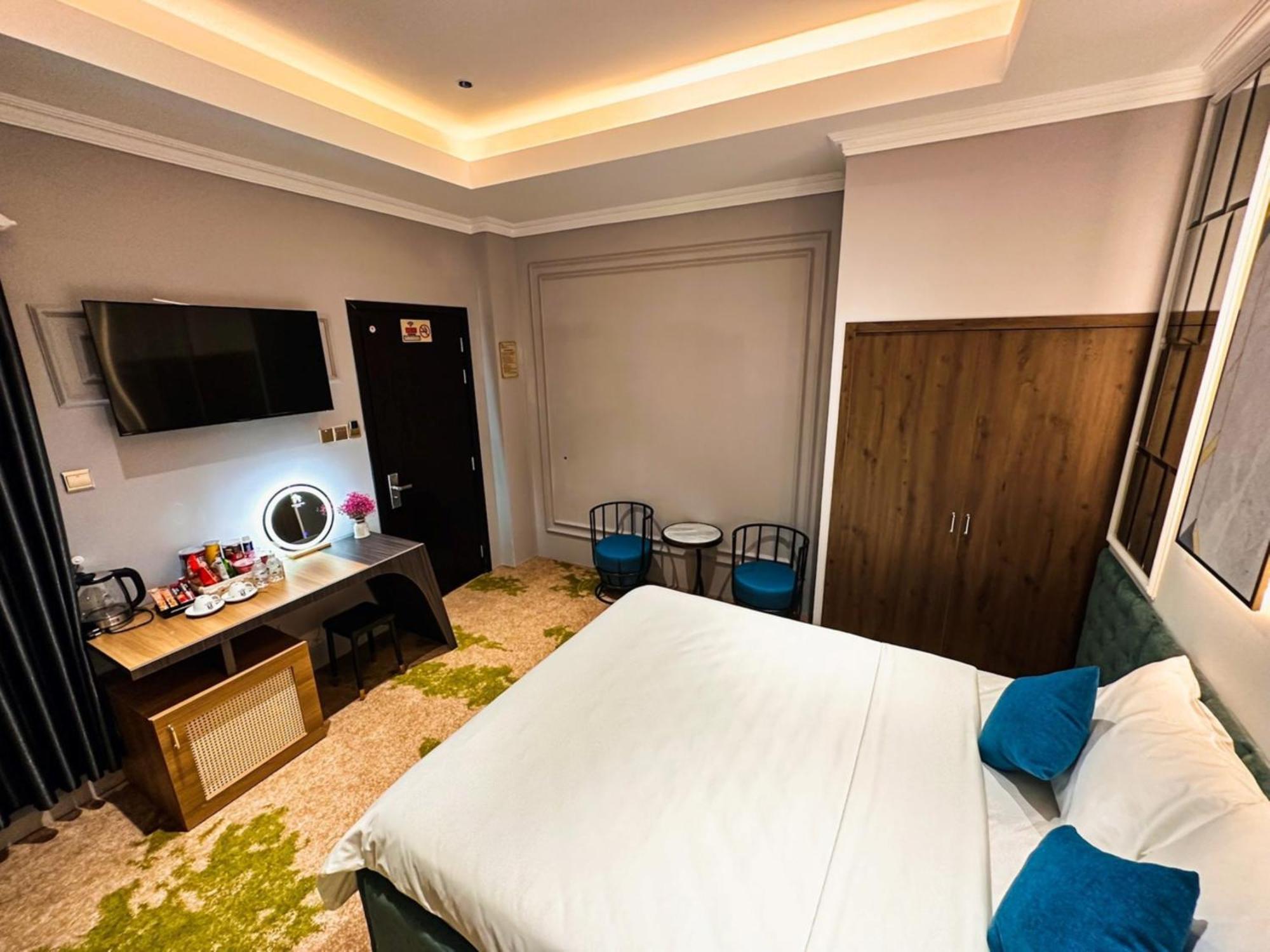 Phuoc Hung 3 Hotel Vĩnh Long Екстериор снимка