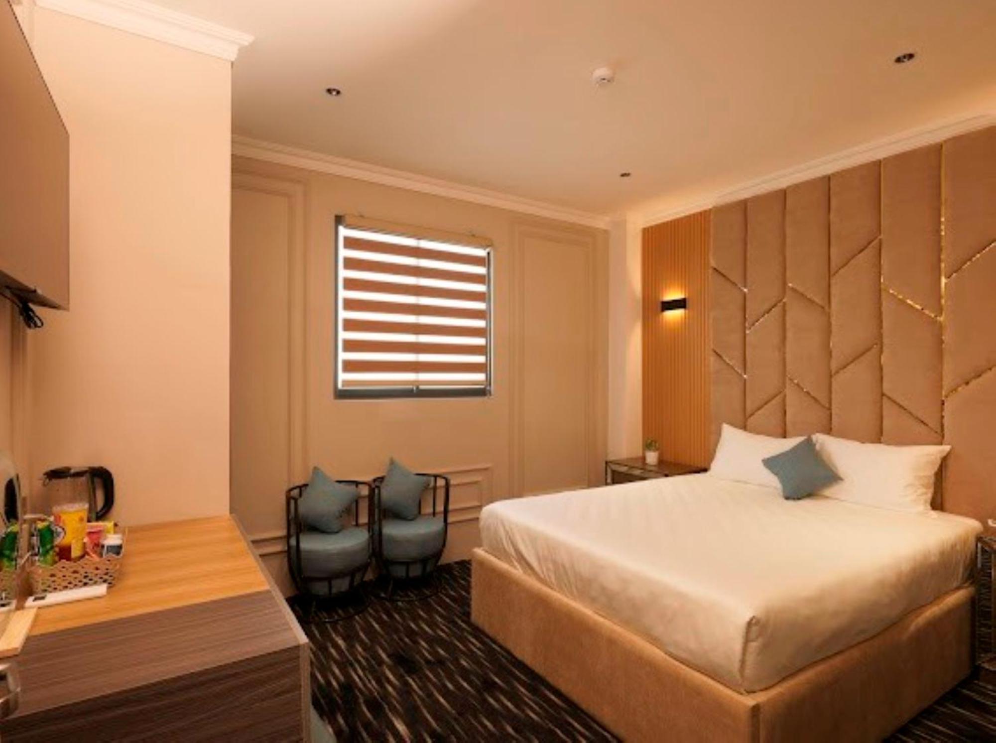 Phuoc Hung 3 Hotel Vĩnh Long Екстериор снимка